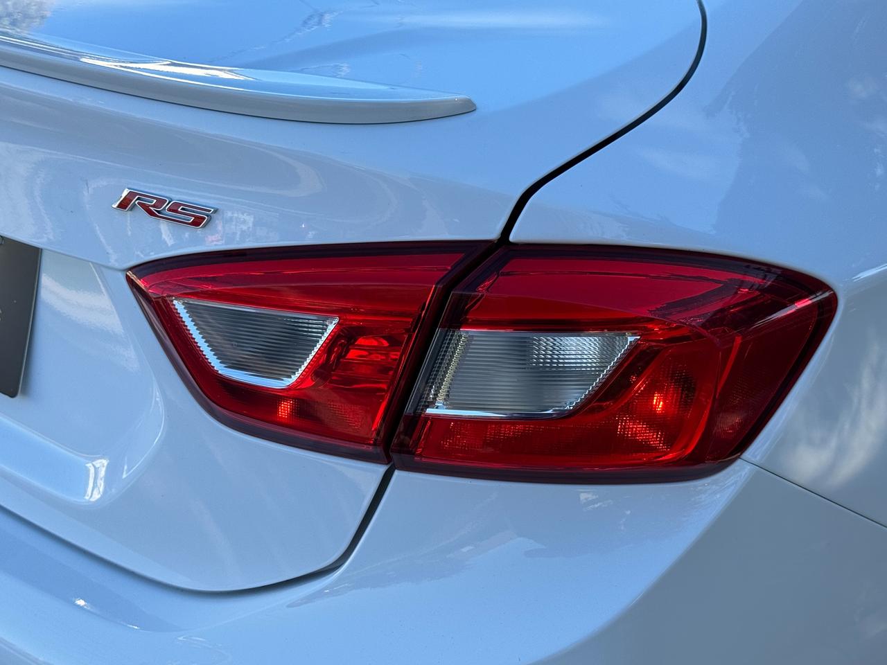2019 Chevrolet Cruze LT+ONE OWNER+CLEAN CARFAX *LOW KMS* Photo