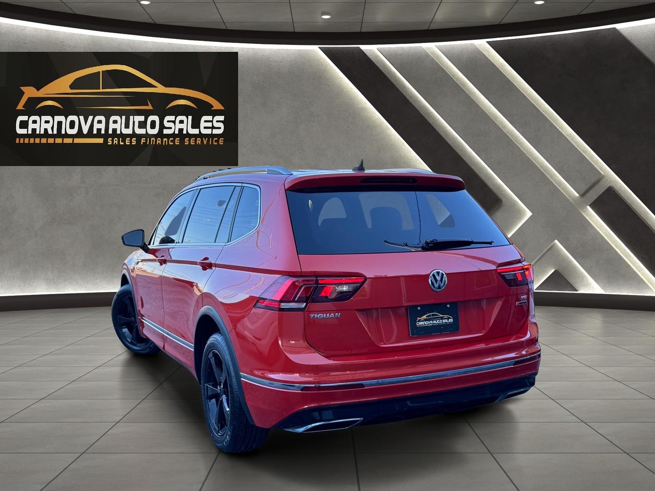 2018 Volkswagen Tiguan Highline R-LINE 4MOTION+CLEAN CARFAX Photo