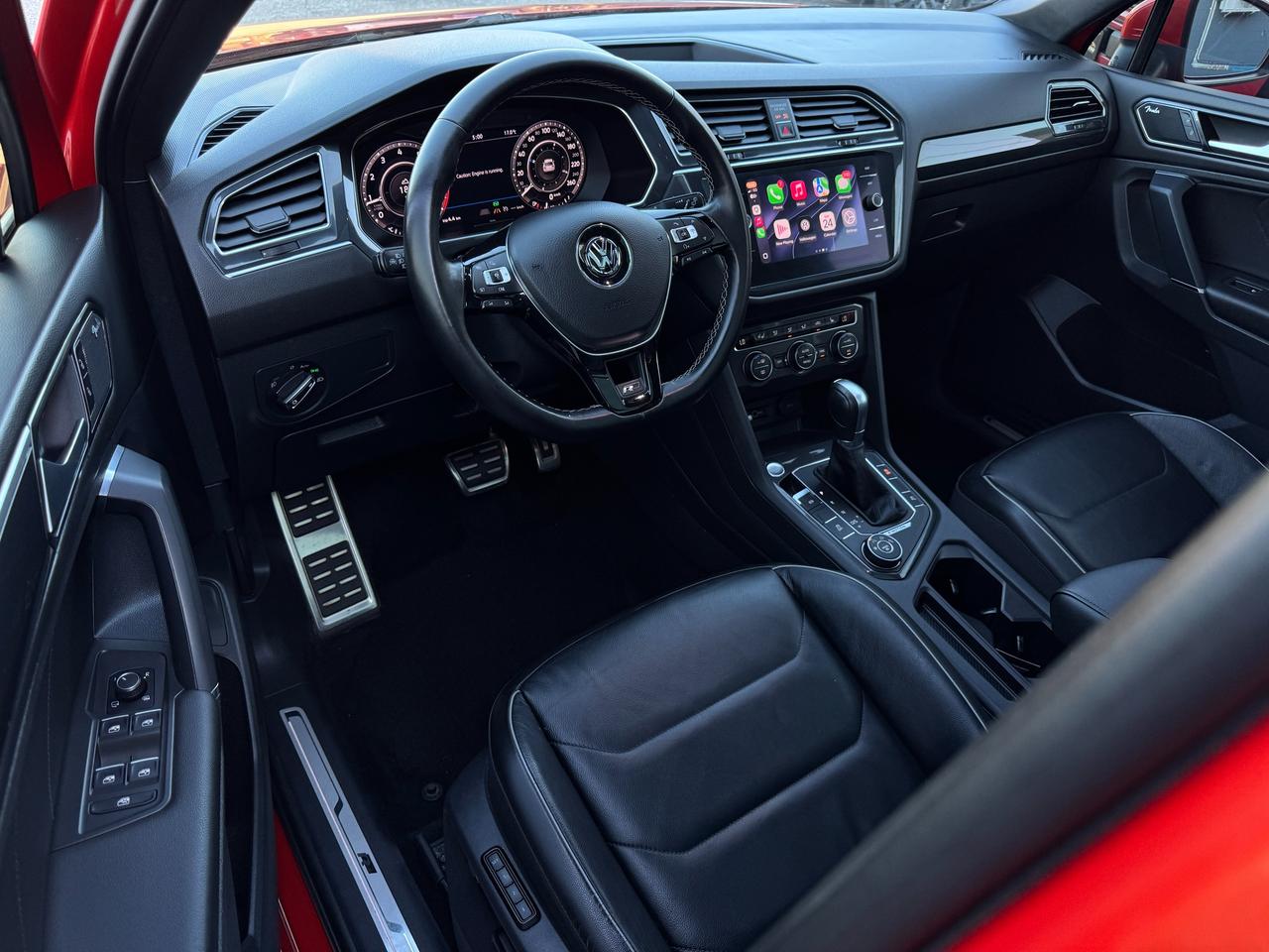 2018 Volkswagen Tiguan Highline R-LINE 4MOTION+CLEAN CARFAX Photo