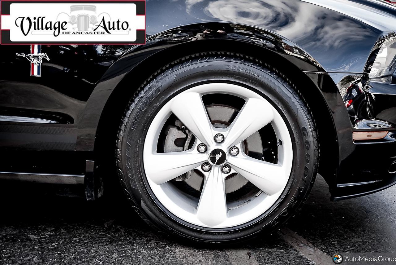 2014 Ford Mustang 2dr Cpe V6 Premium Photo
