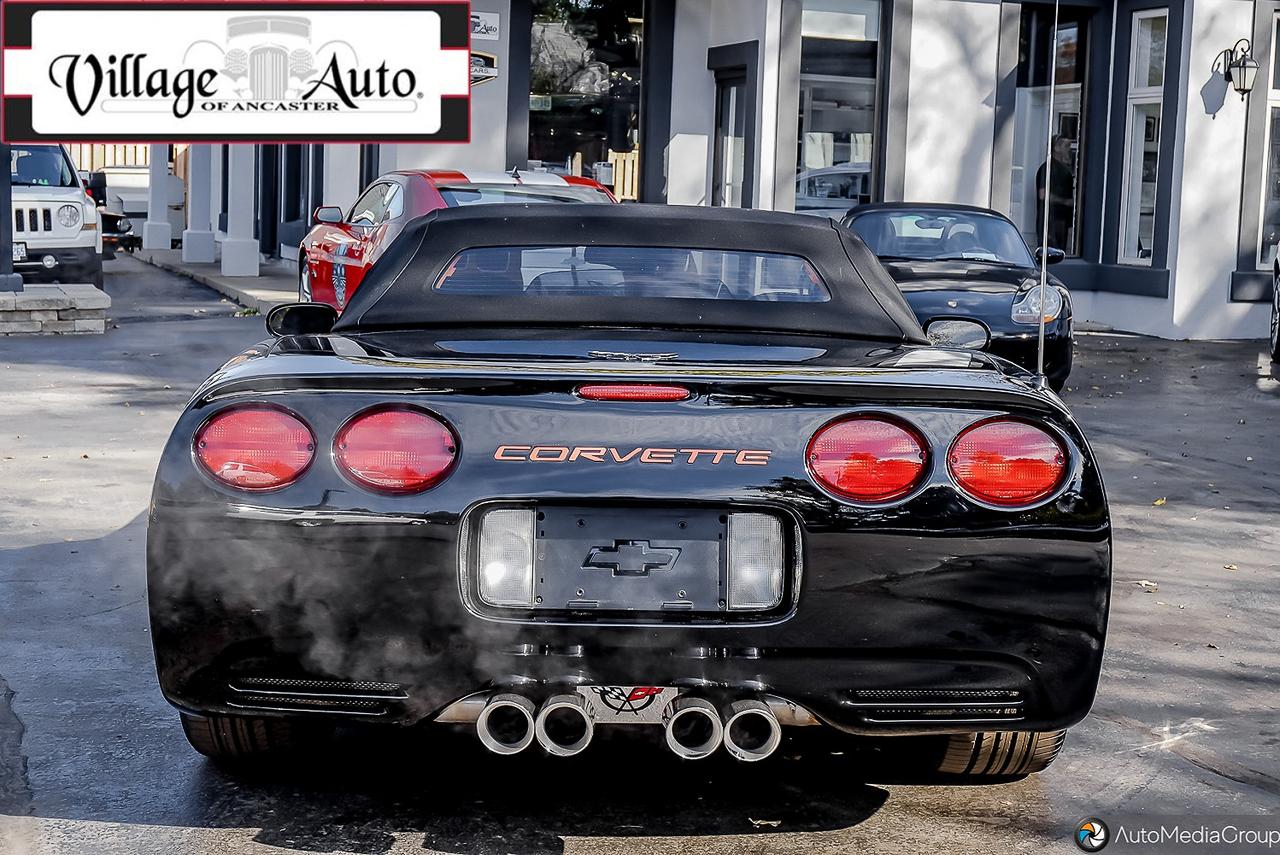 2002 Chevrolet Corvette 2dr Convertible Photo
