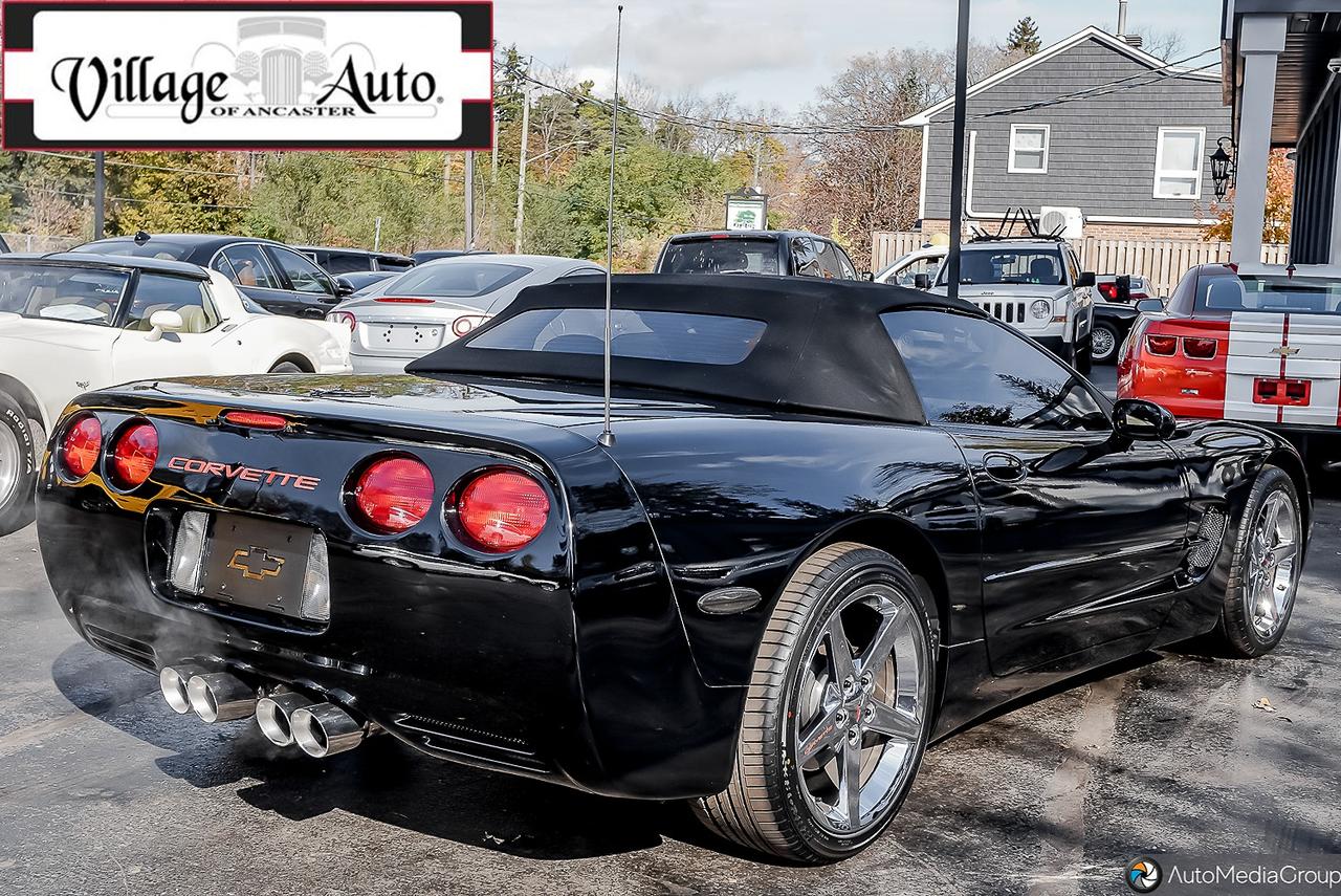 2002 Chevrolet Corvette 2dr Convertible Photo