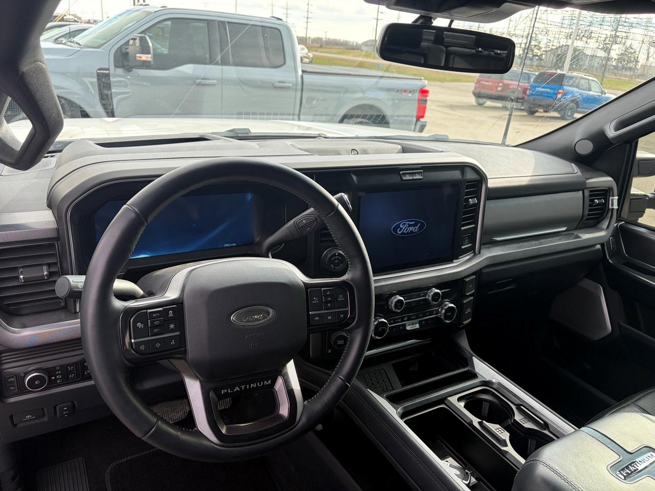 2026 Ford F-250 Super Duty SRW PLATINUM 4WD CREW CAB 6.75' BOX Photo4