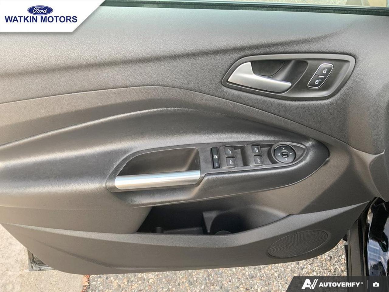 2018 Ford Escape 4WD SEL AWD 2.0L Photo19
