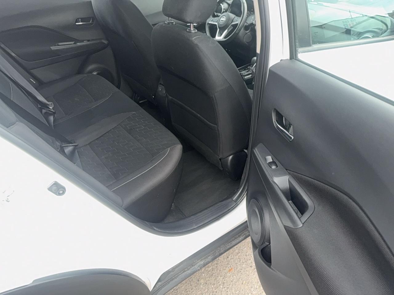 2025 Nissan Kicks Play SV