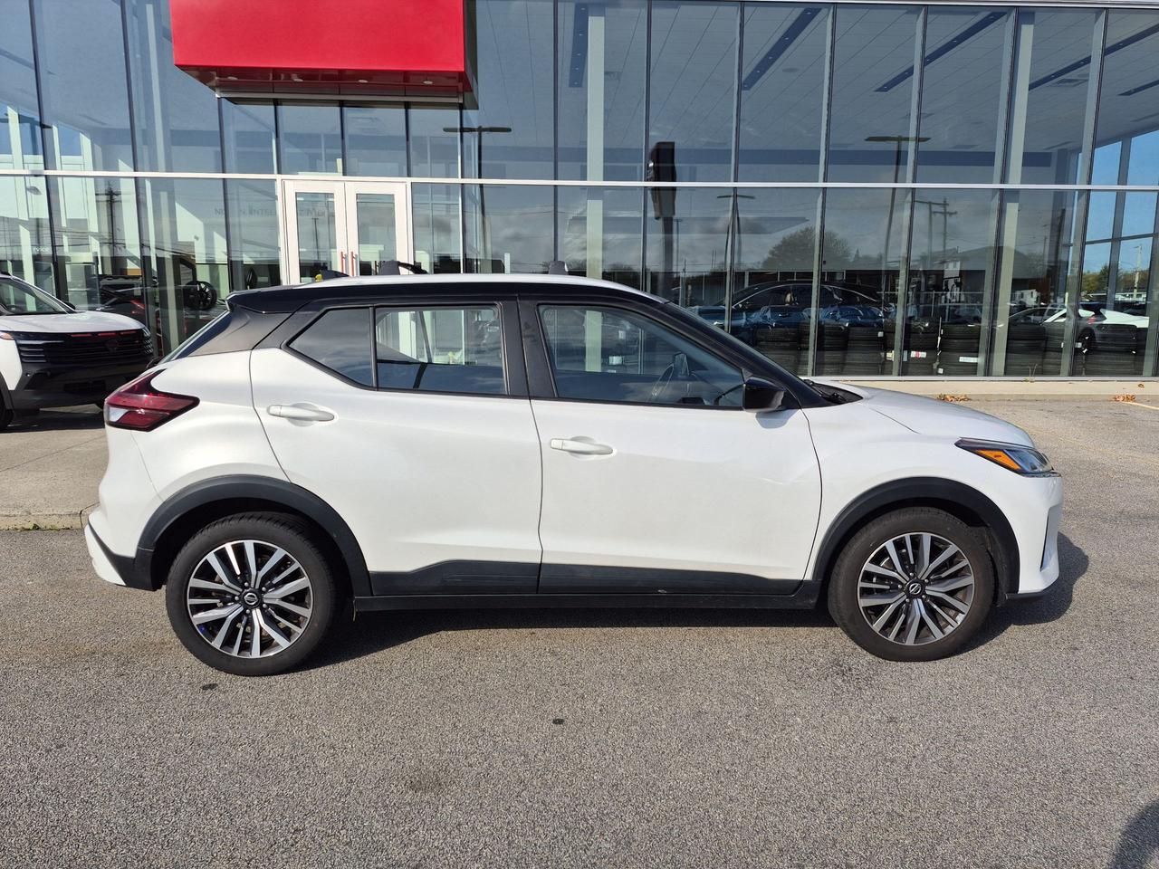 2021 Nissan Kicks SV Photo