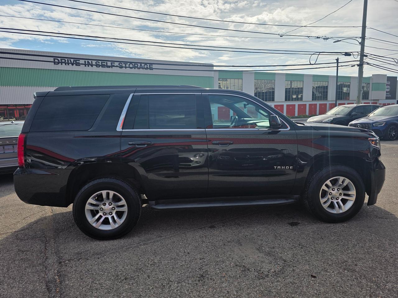2017 Chevrolet Tahoe 4WD Photo