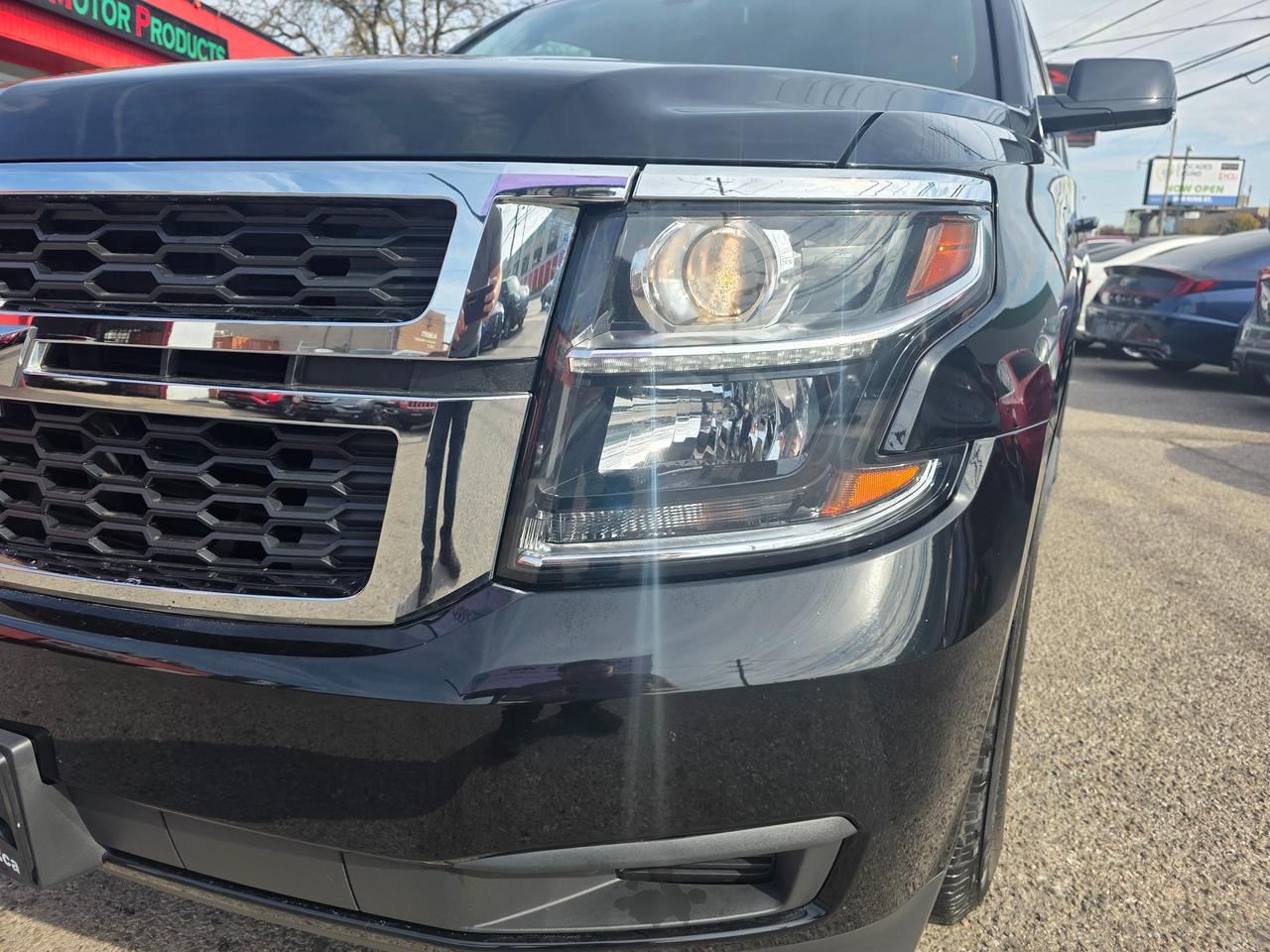 2017 Chevrolet Tahoe 4WD Photo