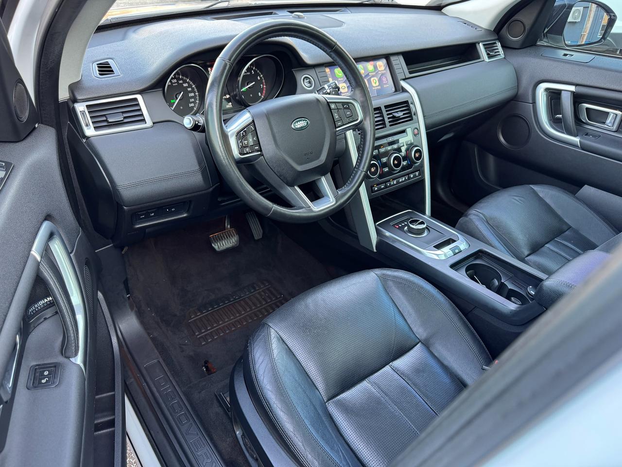 2017 Land Rover Discovery Sport 4WD HSE+7 Passenger+ApplePlay+COOLED Leather+Roof Photo