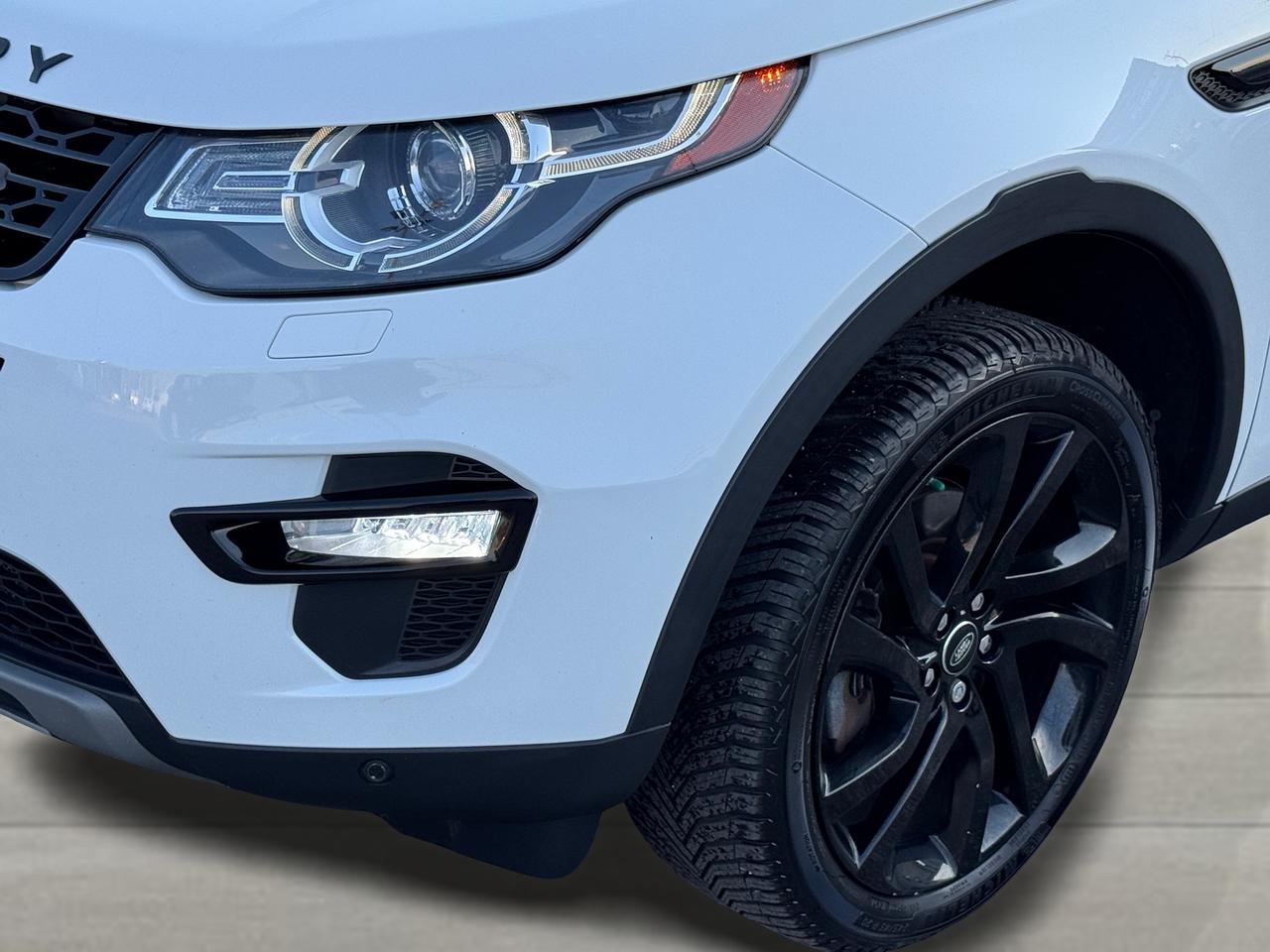 2017 Land Rover Discovery Sport 4WD HSE+7 Passenger+ApplePlay+COOLED Leather+Roof Photo