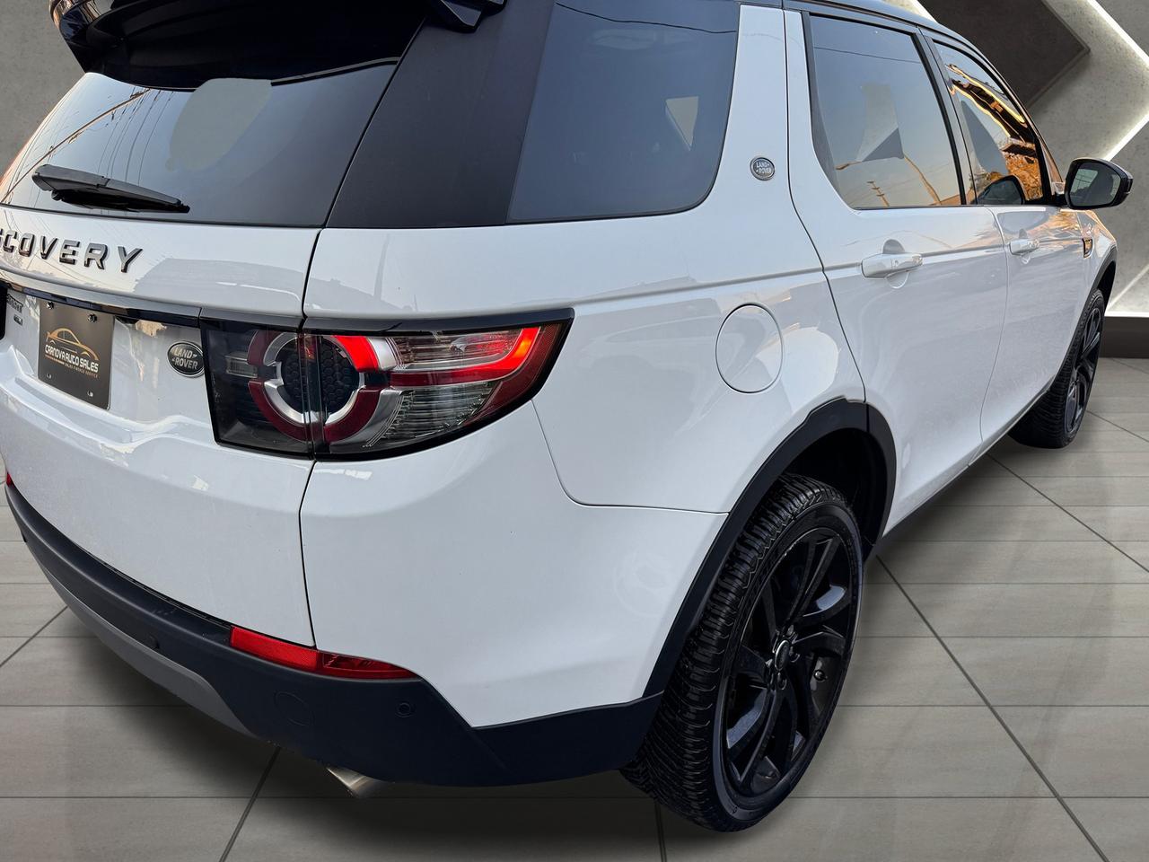 2017 Land Rover Discovery Sport 4WD HSE+7 Passenger+ApplePlay+COOLED Leather+Roof Photo