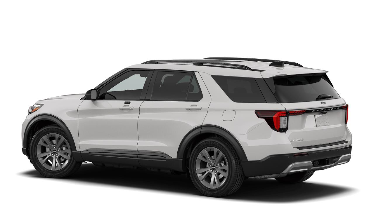 2027 Ford Explorer Active 4WD Photo1