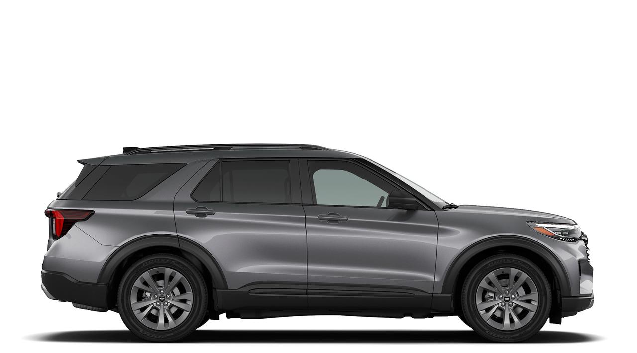 2027 Ford Explorer Active 4WD Photo4