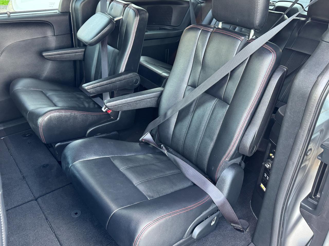 2017 Dodge Grand Caravan GT+StowNGo+DVD+Leather+CLEAN CARFAX Photo
