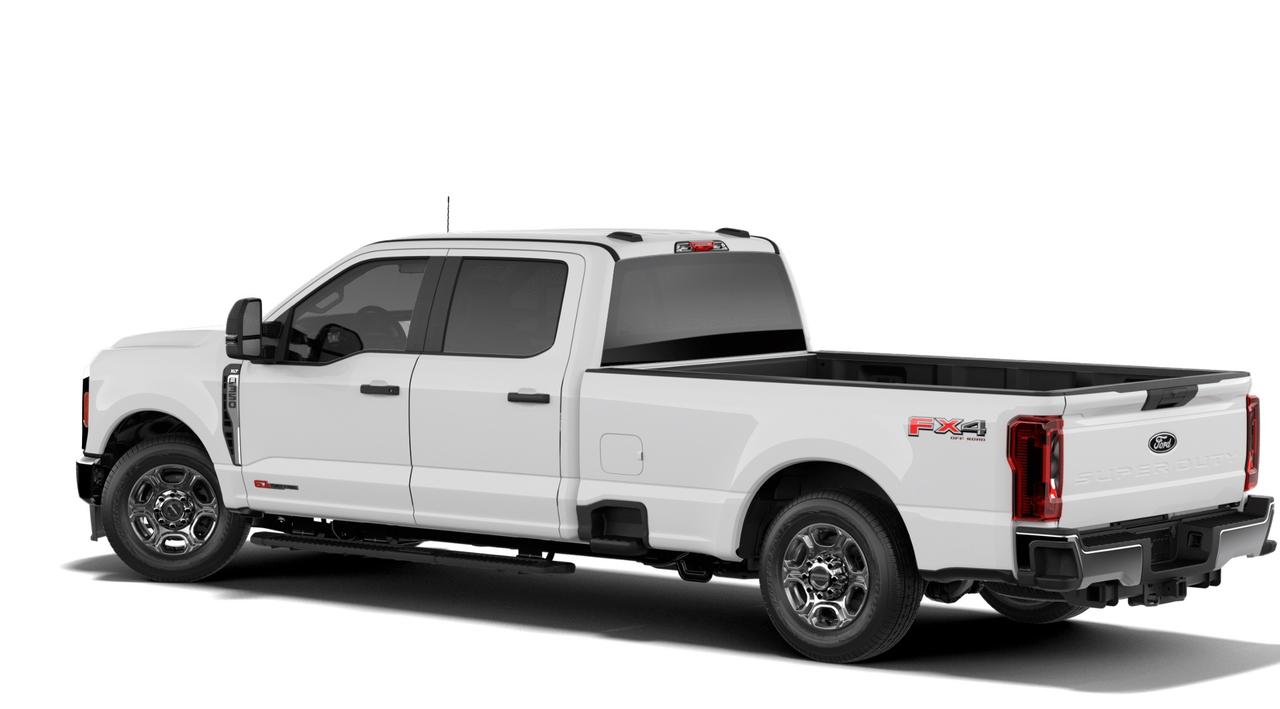 2027 Ford F-350 Super Duty SRW XLT 4WD CREW CAB 8' BOX Photo1