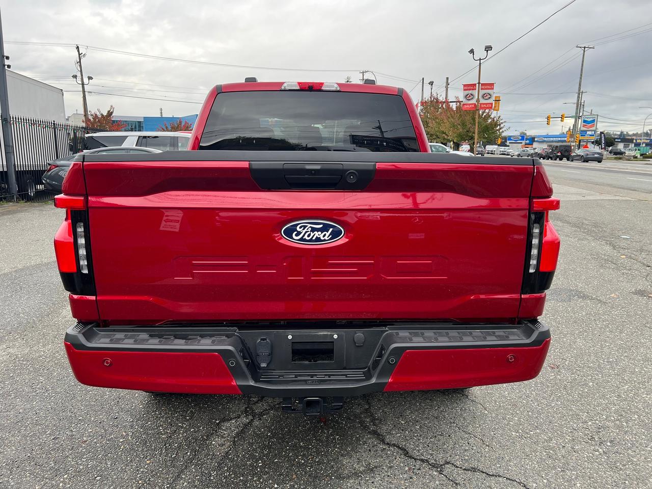 2025 Ford F-150 Lightning XLT Photo