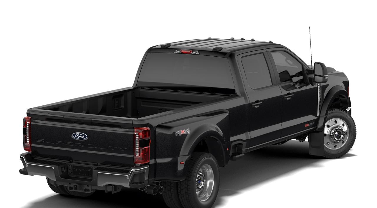 2027 Ford F-450 Super Duty DRW XLT 4WD Crew Cab 8' Box 673A Photo2
