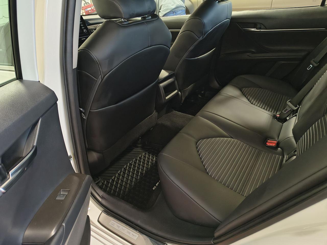 2023 Toyota Camry SE Photo