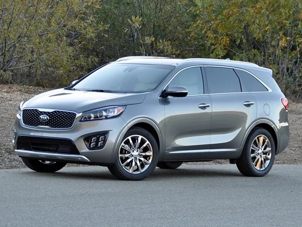 Gray 2016 Kia Sorento SUV / Crossover Front-Wheel Drive Automatic