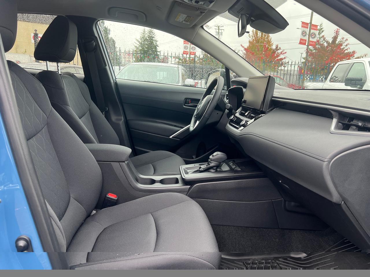 2026 Toyota Corolla Cross LE AWD Photo