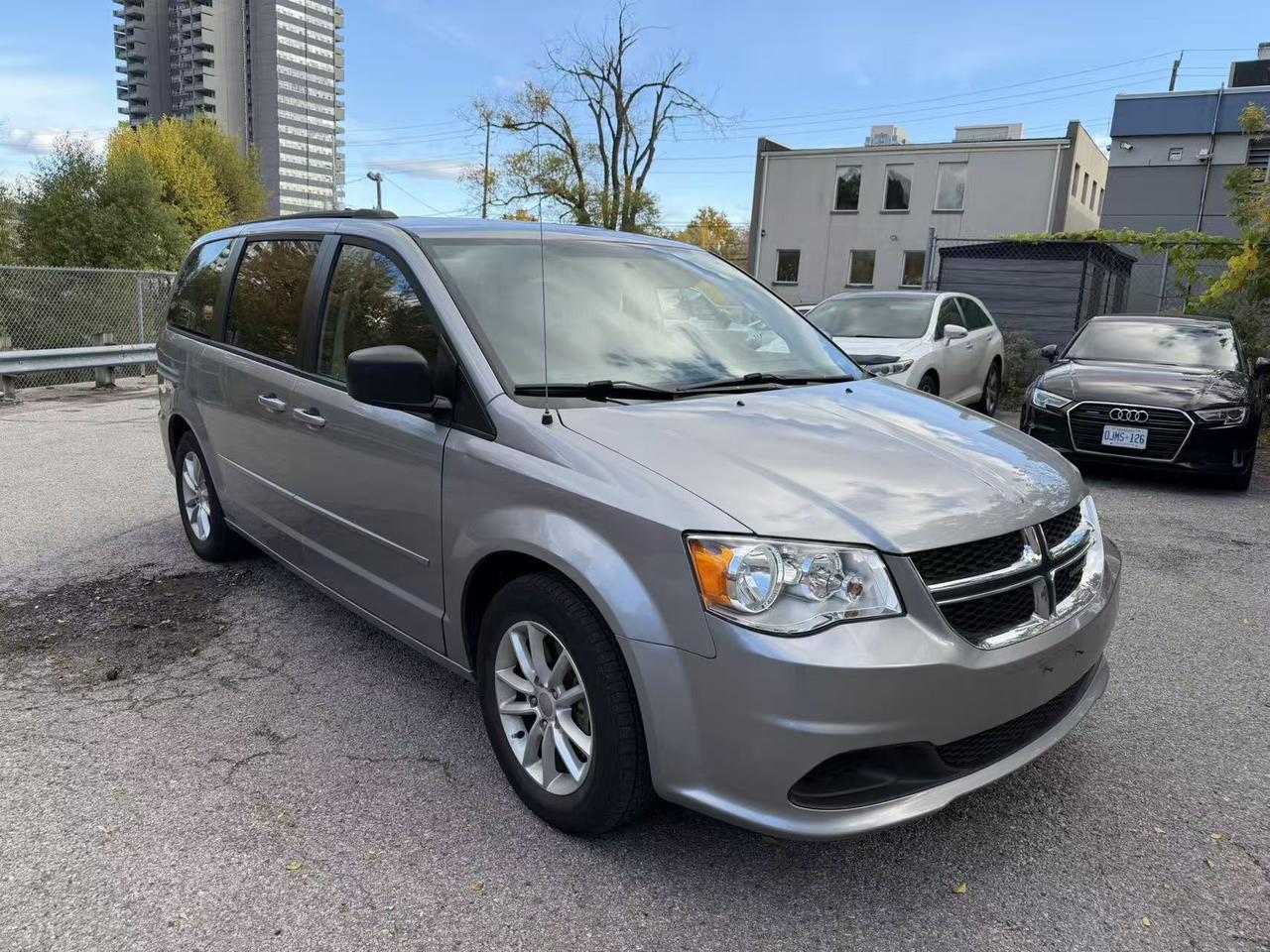 2016 Dodge Grand Caravan 4dr Wgn SXT - Photo #1