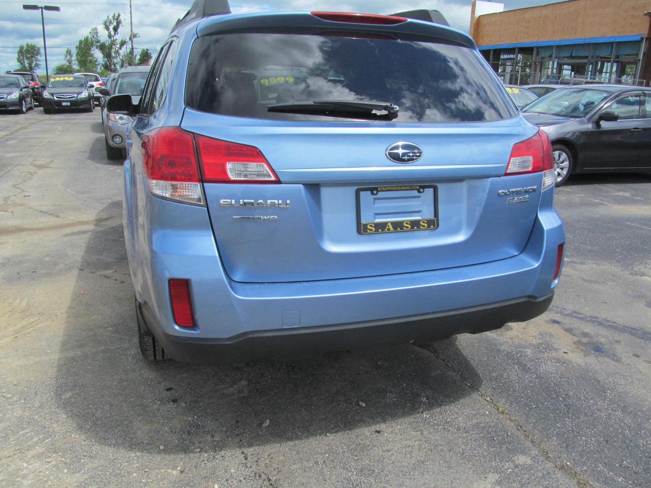 2010 Subaru Outback UNKNOWN Photo