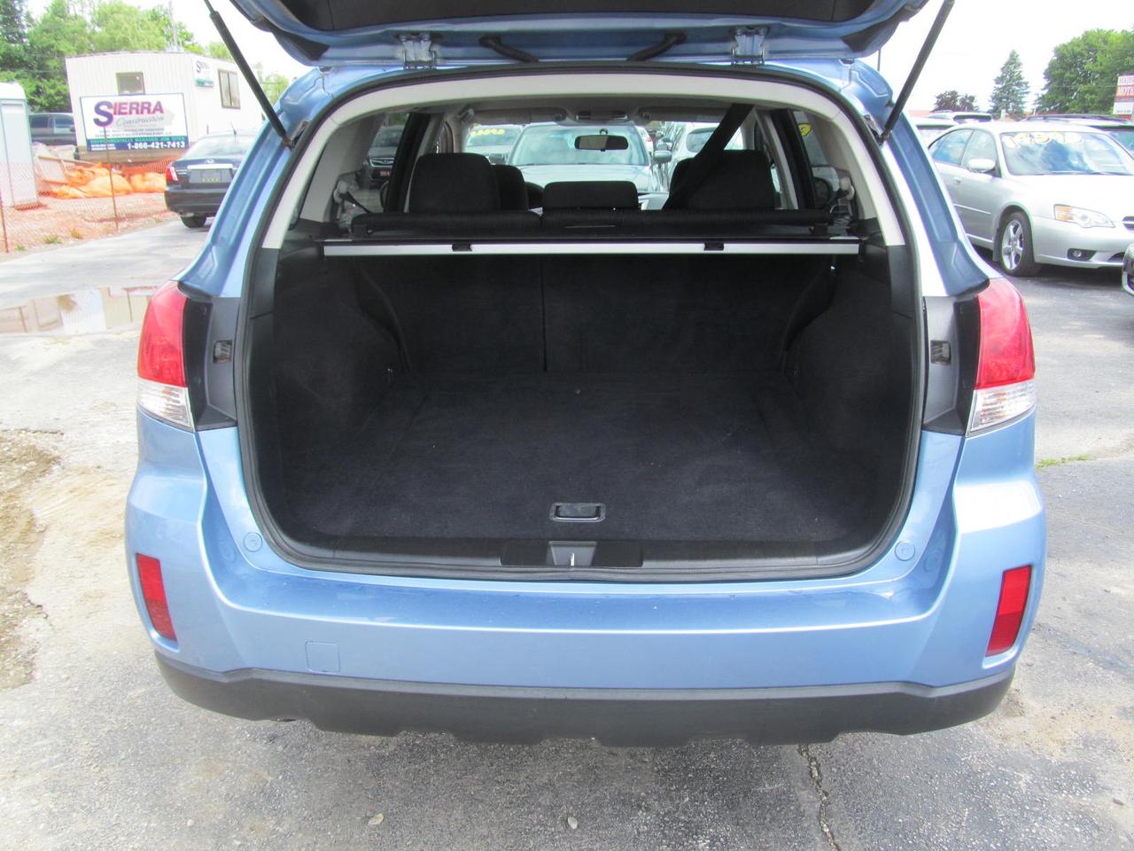 2010 Subaru Outback UNKNOWN Photo