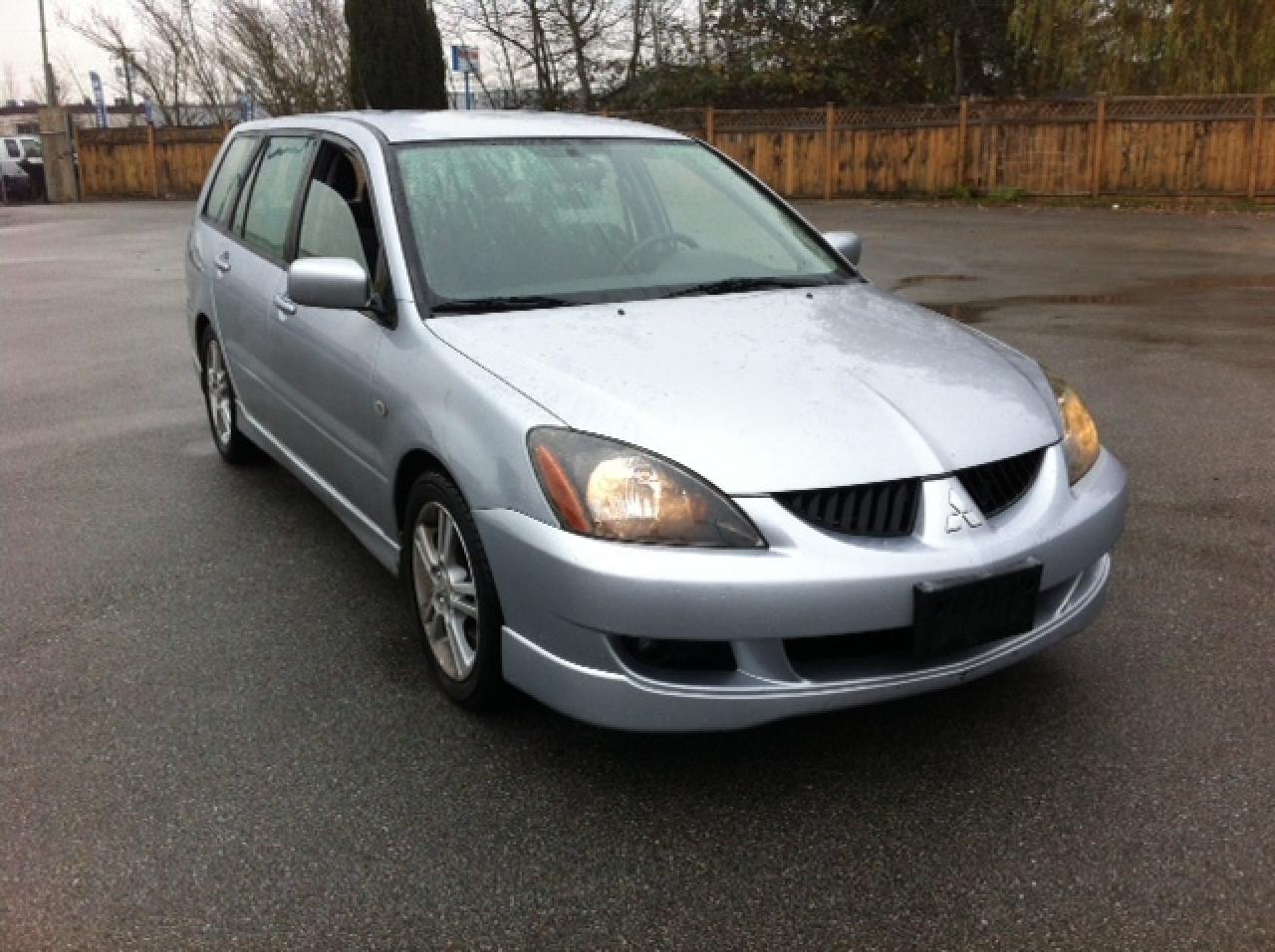 2004 Mitsubishi Lancer Sportback Ralliart edtion - Photo #2