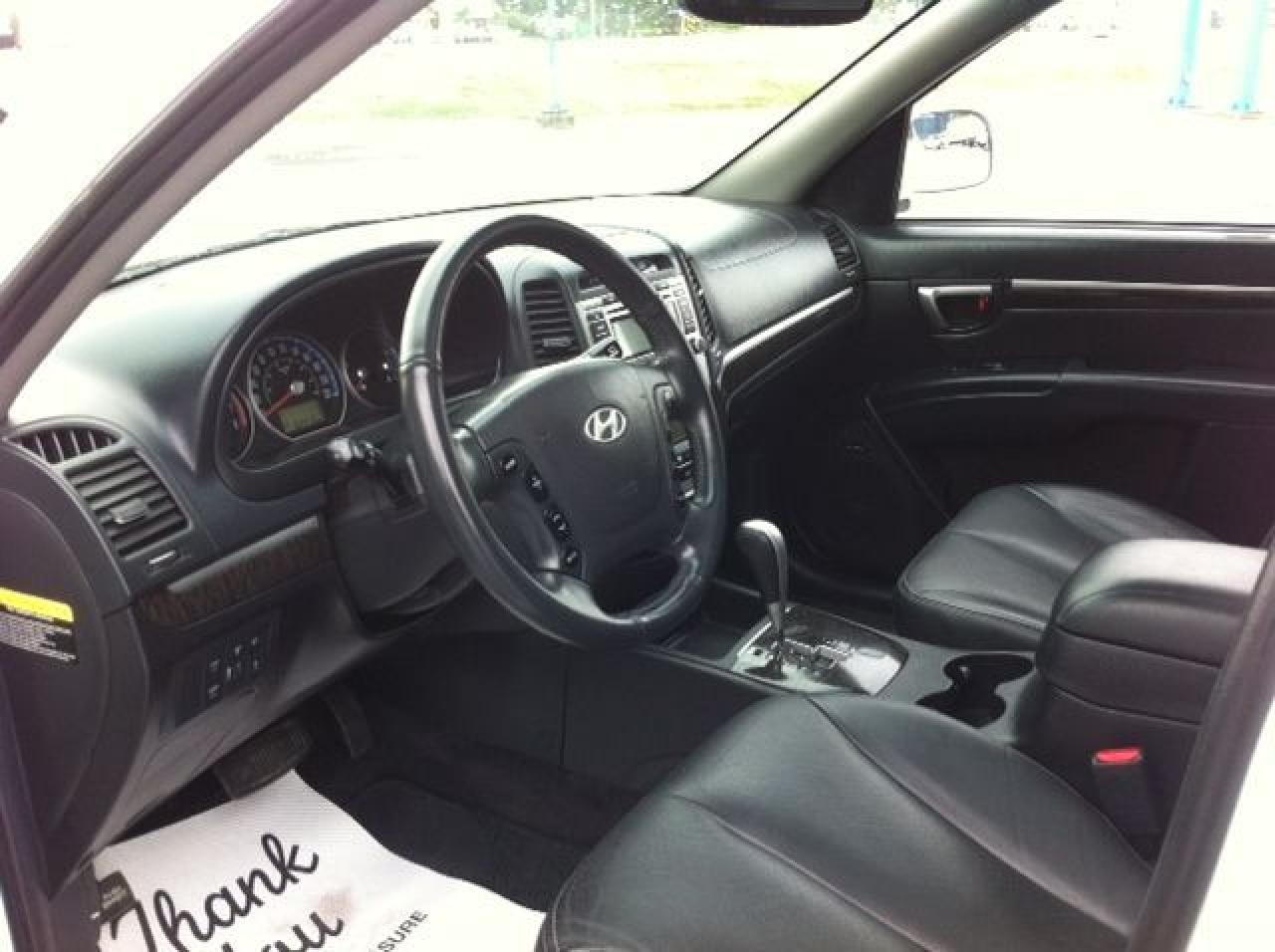 2009 Hyundai Santa Fe LIMITED - Photo #10