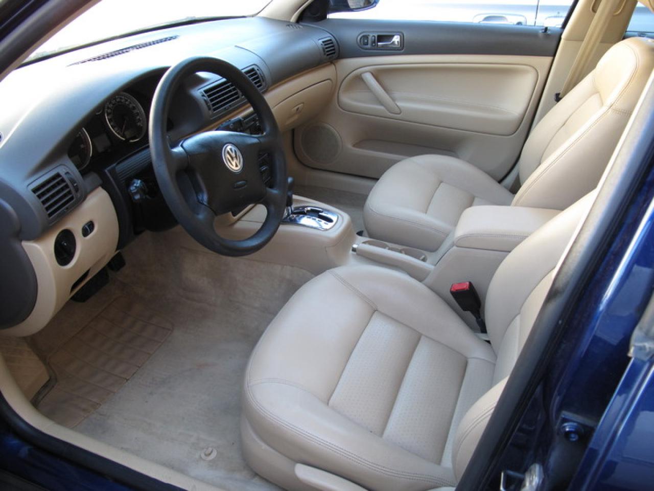 2005 Volkswagen Passat GLS WAGON Photo3