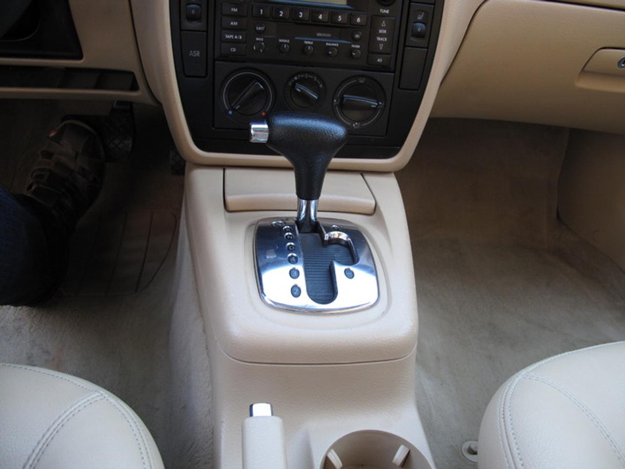 2005 Volkswagen Passat GLS WAGON - Photo #7