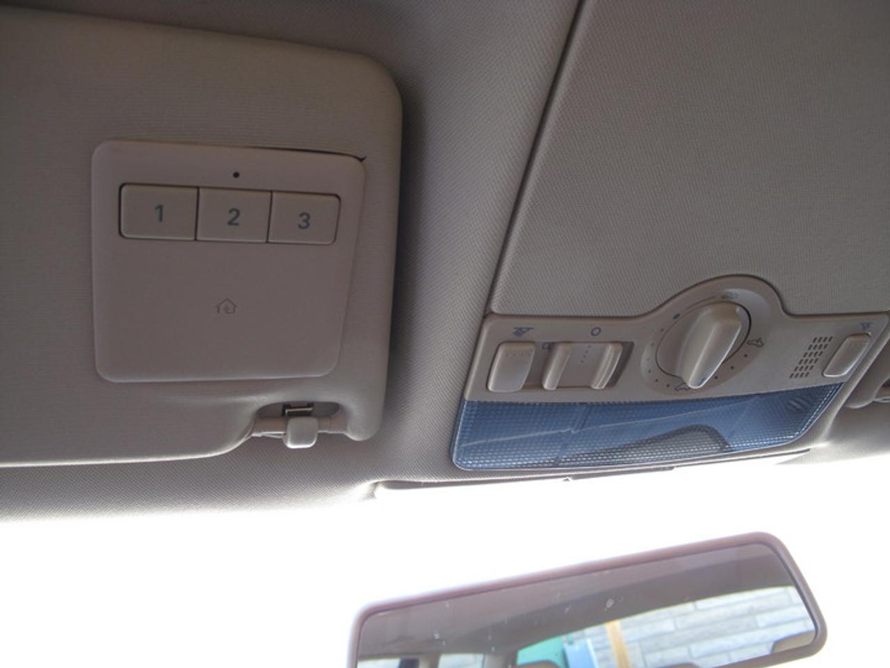 2005 Volkswagen Passat GLS WAGON Photo