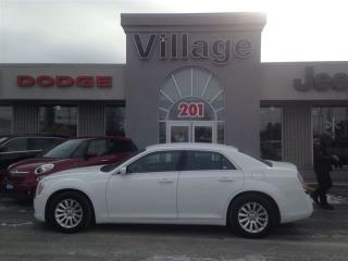 Used 2014 Chrysler 300 TOURING LEATHER,8.4 TOUCHSCREEN,HEATED FRONT SEATS for sale in Ajax, ON