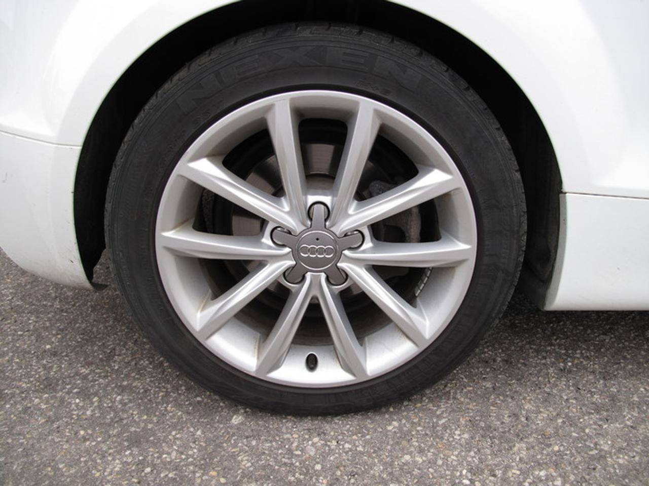 2011 Audi TT Premium Quattro - Photo #12