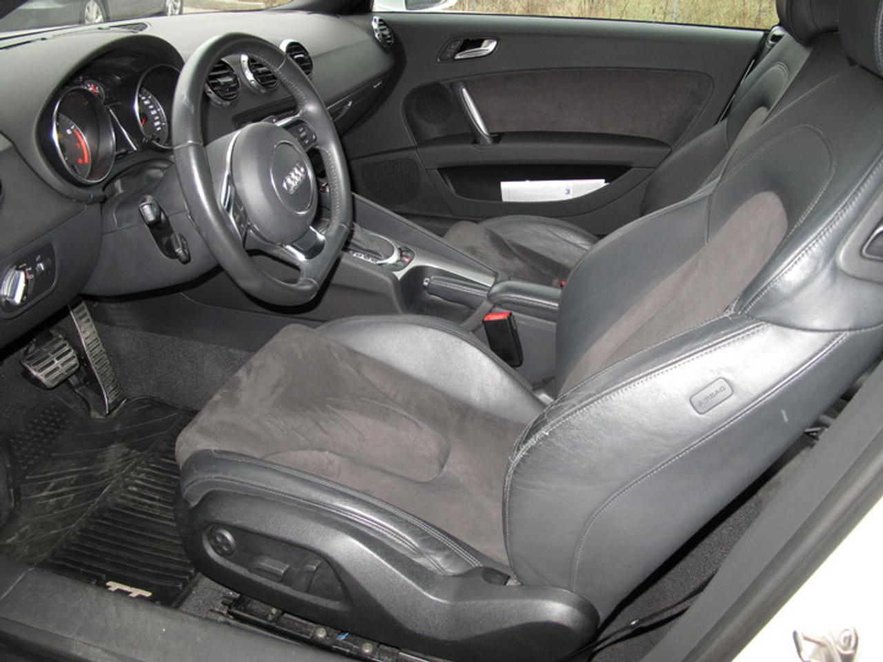2011 Audi TT Premium Quattro Photo