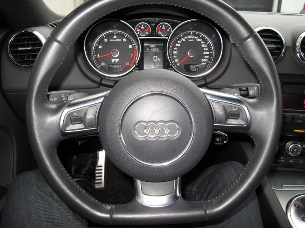 2011 Audi TT Premium Quattro Photo
