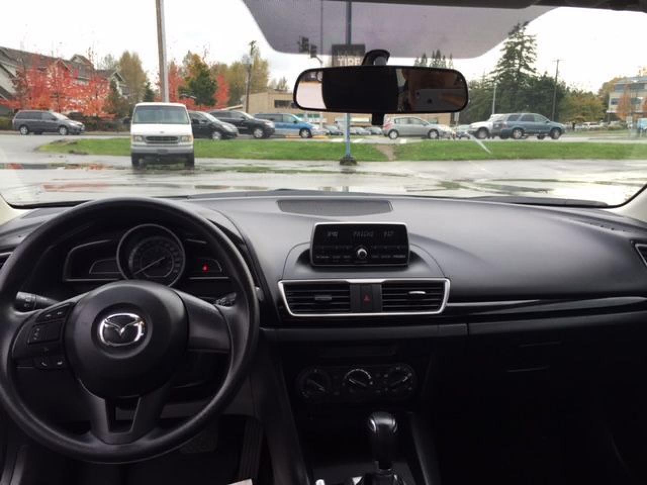 2014 Mazda MAZDA3  - Photo #11