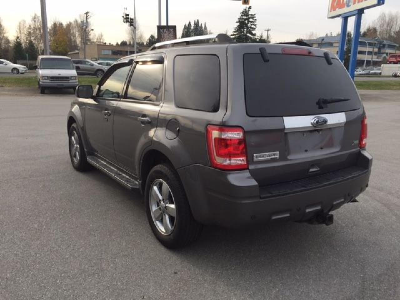 2011 Ford Escape Limited - Photo #6