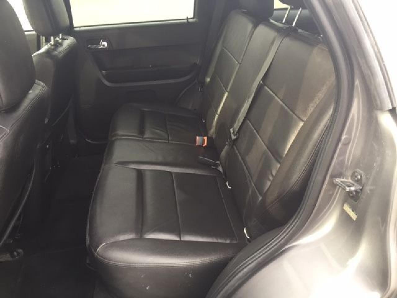 2011 Ford Escape Limited - Photo #13