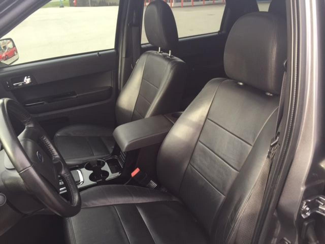 2011 Ford Escape Limited - Photo #14