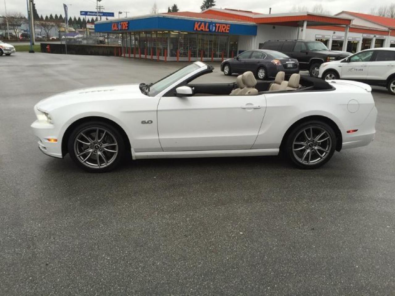 2014 Ford Mustang GT - Photo #8