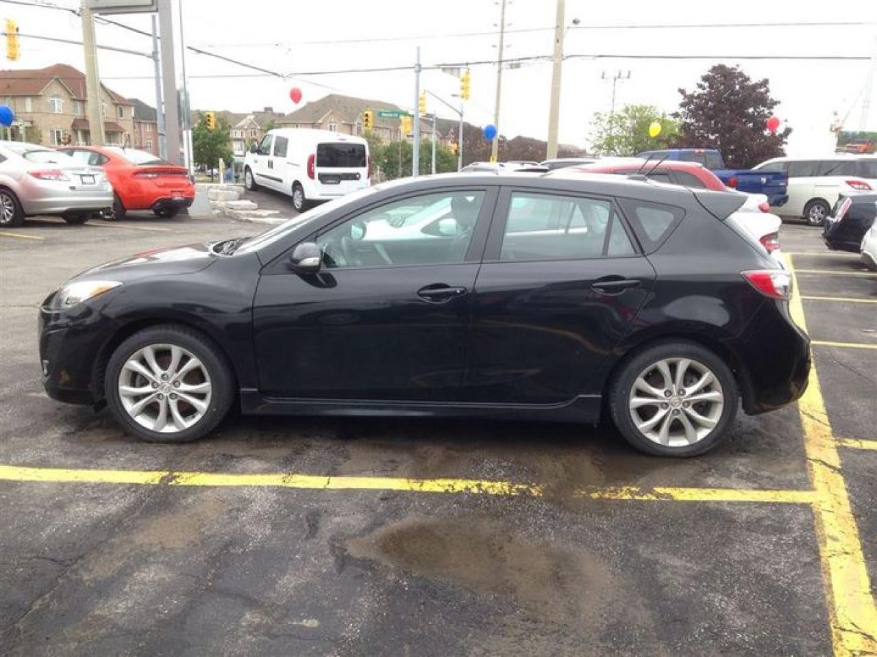 2010 Mazda MAZDA3 Sport GS Photo2