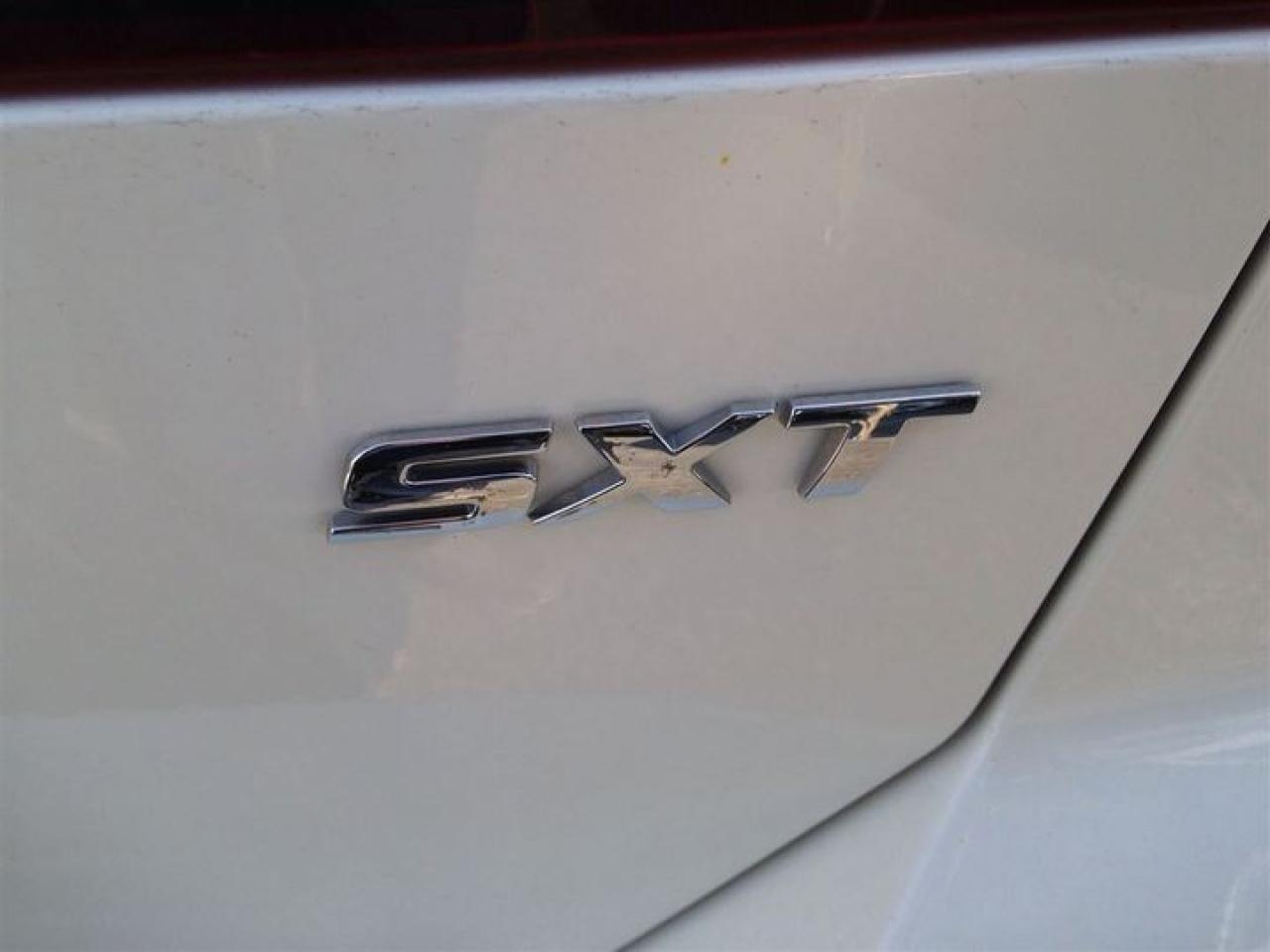 2014 Dodge Journey SXT Photo2