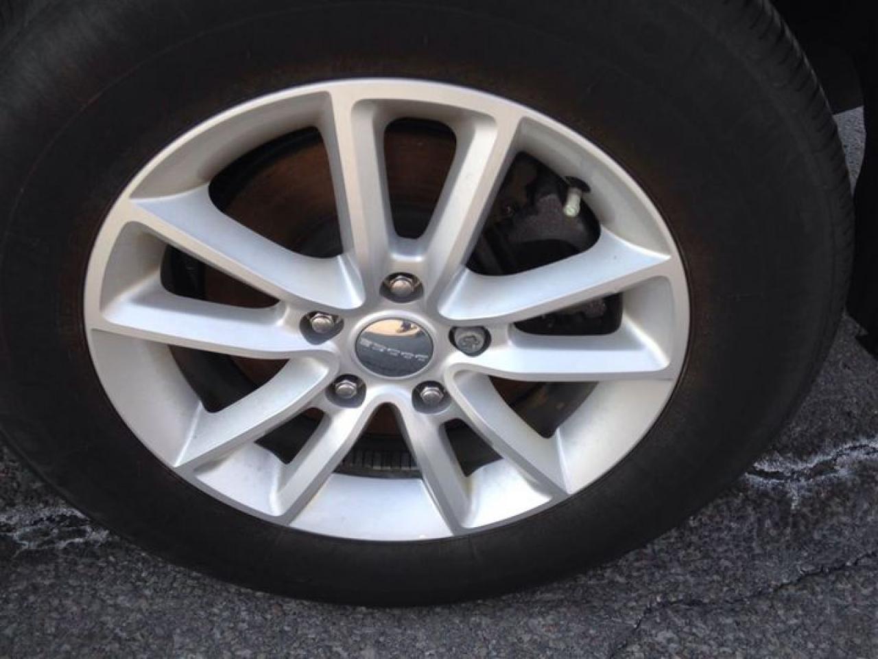 2014 Dodge Journey SXT Photo4