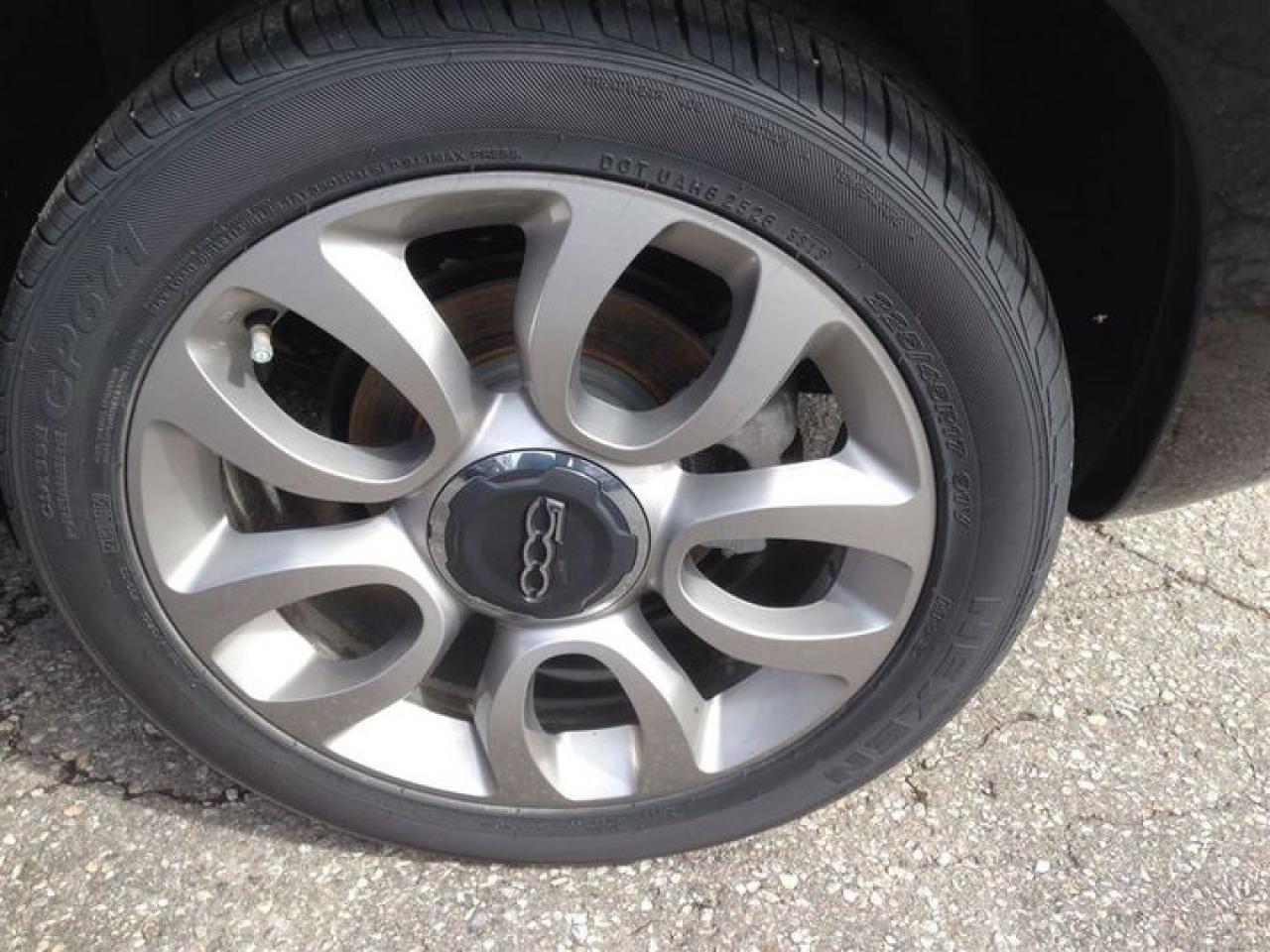 2014 Fiat 500 L Sport ***POWER MOON ROOF***BEATS BY DRE SPEAKERS** Photo2