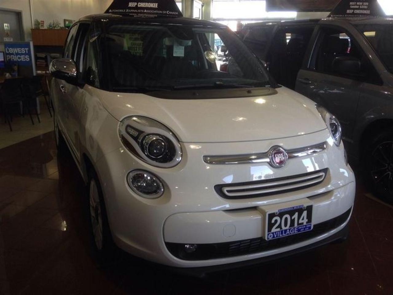 2014 Fiat 500 L Lounge ***LEATHER-FACED SEATING***REAR PARK ASSIST Photo3
