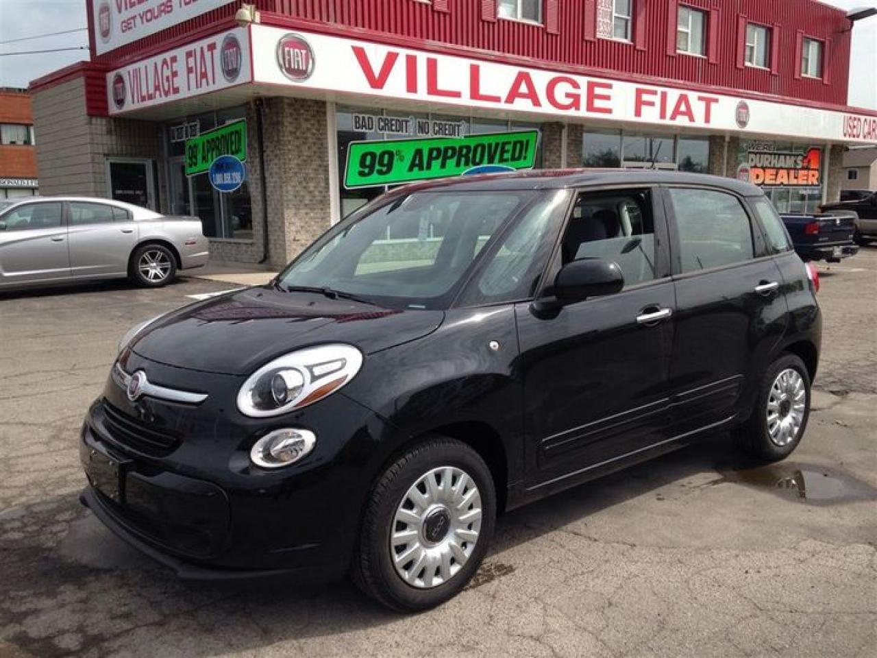 Used 2014 Fiat 500 L Pop ***PANORAMIC MOONROOF***CARGO SHELF*** for sale in Ajax, ON