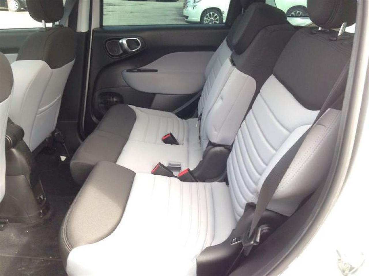 2014 Fiat 500 L Sport ***POWER MOON ROOF***BEATS BY DRE SPEAKERS** Photo3