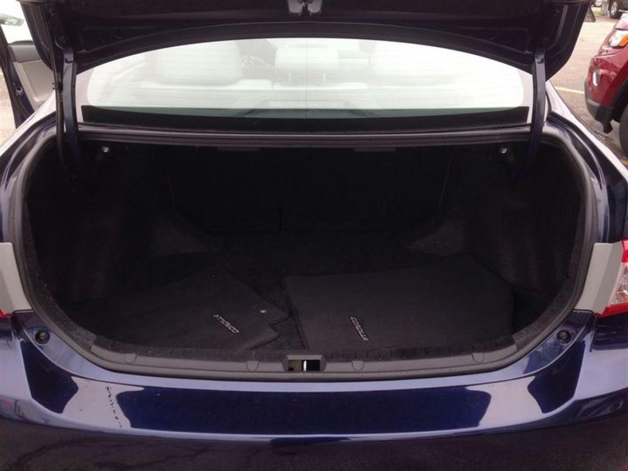 2011 Toyota Corolla AIR,AUTO,P/LOCKS,KEYLESS Photo2