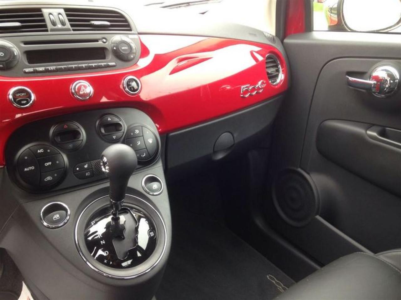 2014 Fiat 500 C Lounge ***LEATHER-FACED SEATING***REAR PARK ASSIST Photo3